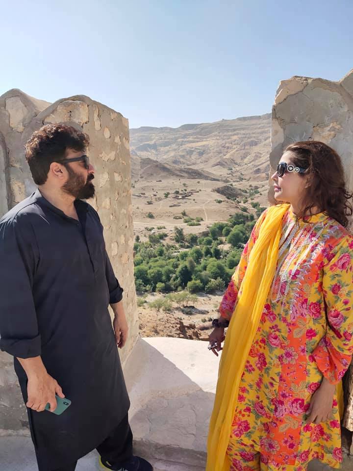 Nida Yasir and Yasir Nawaz Visited Ranikot Fort, Sindh