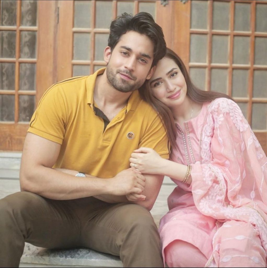 Latest Photos of Sana Javed in Simple Shalwar Kameez