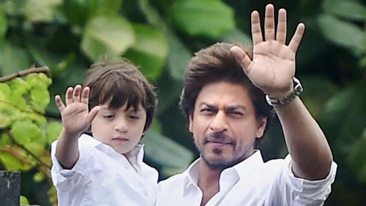 Shah Rukh Khan Sons | 10 Captivating Pictures