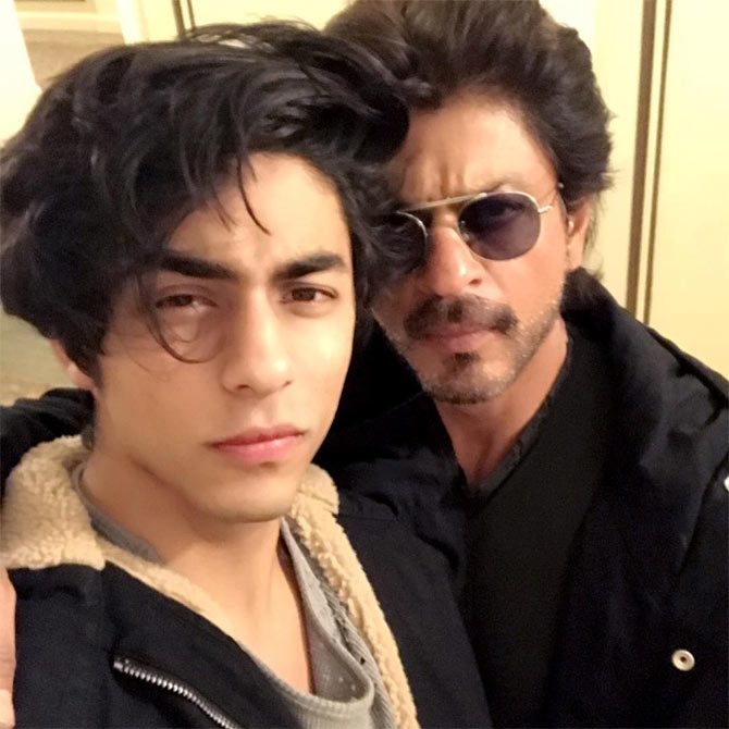 Shah Rukh Khan Sons | 10 Captivating Pictures