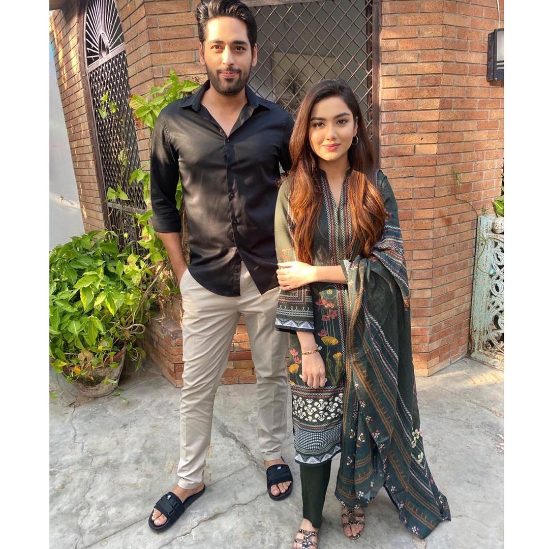 Zabab Rana Syeda Tuba Aamir Debut In Drama Serial Bharaas | Reviewit.pk