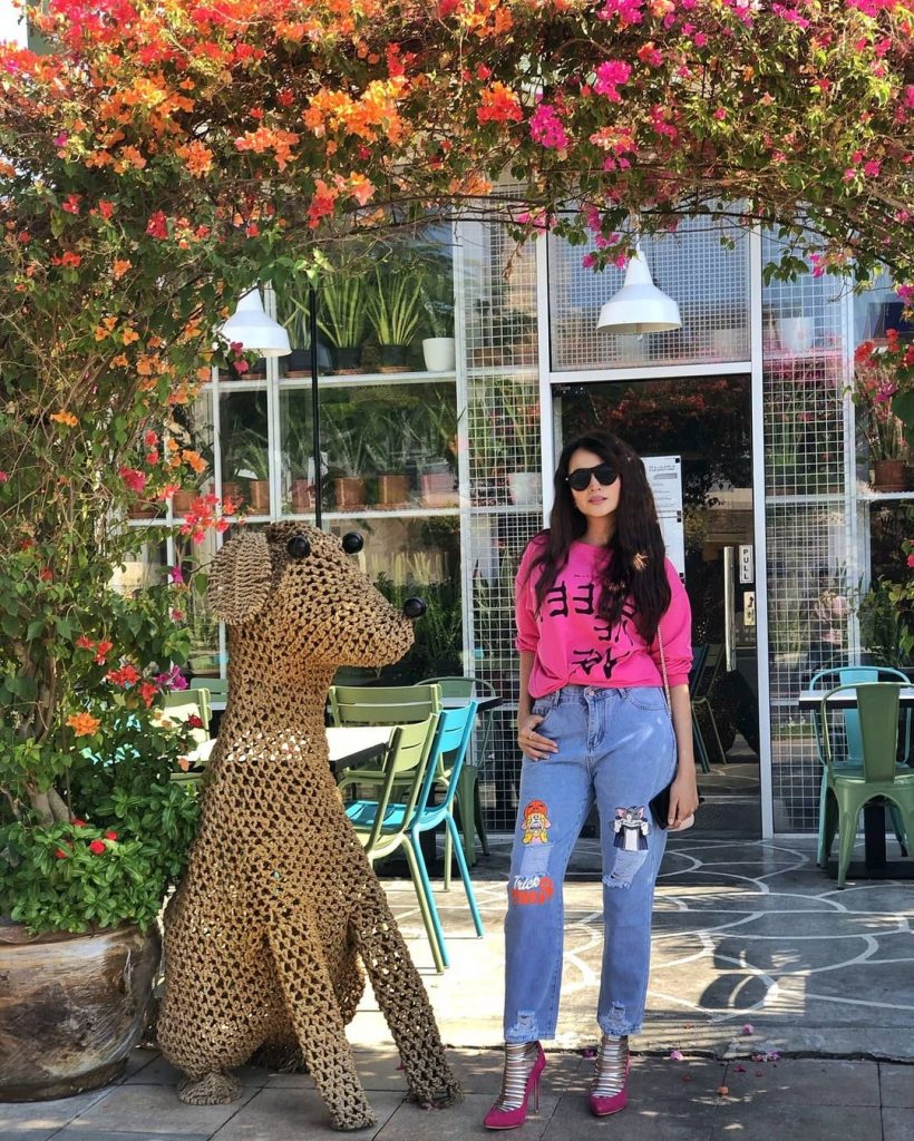 Zarnish Khan Enjoying Holidays In Dubai