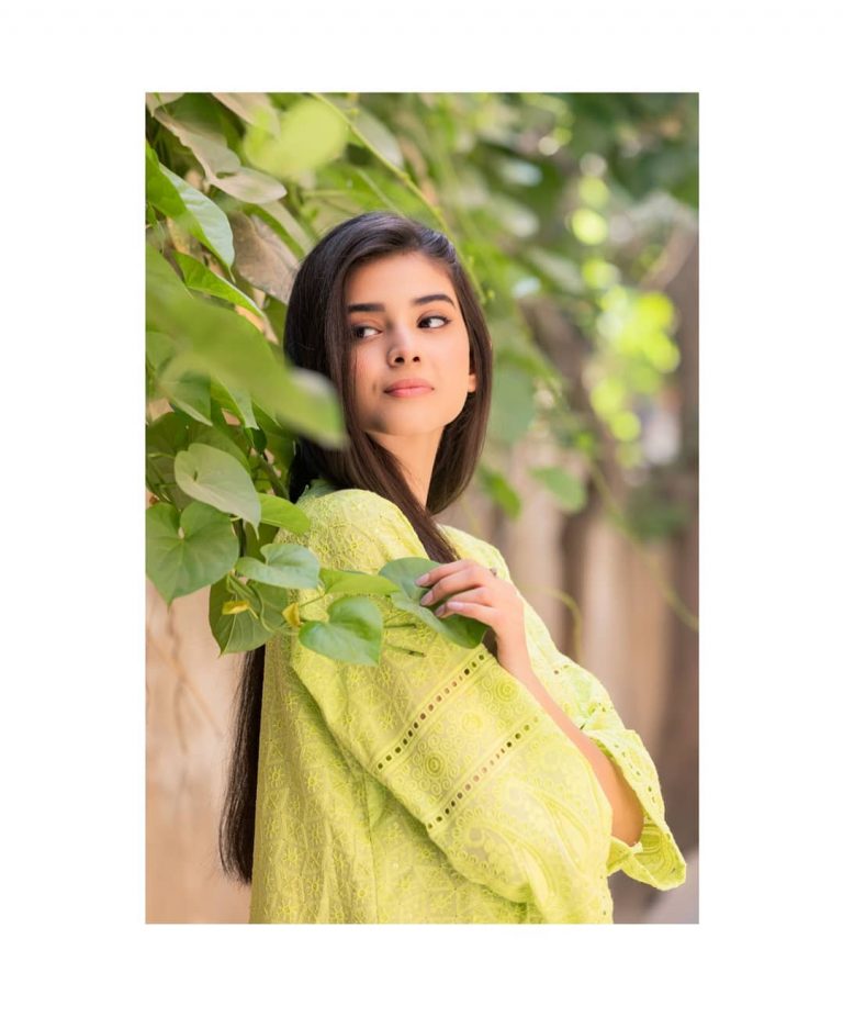 Beautiful Photos Of Zainab Shabir In A Yellow Dresses Reviewitpk 3787