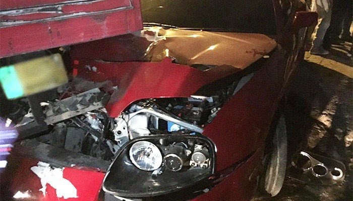 Shoaib Malik's Sports Car Crashes In Accident