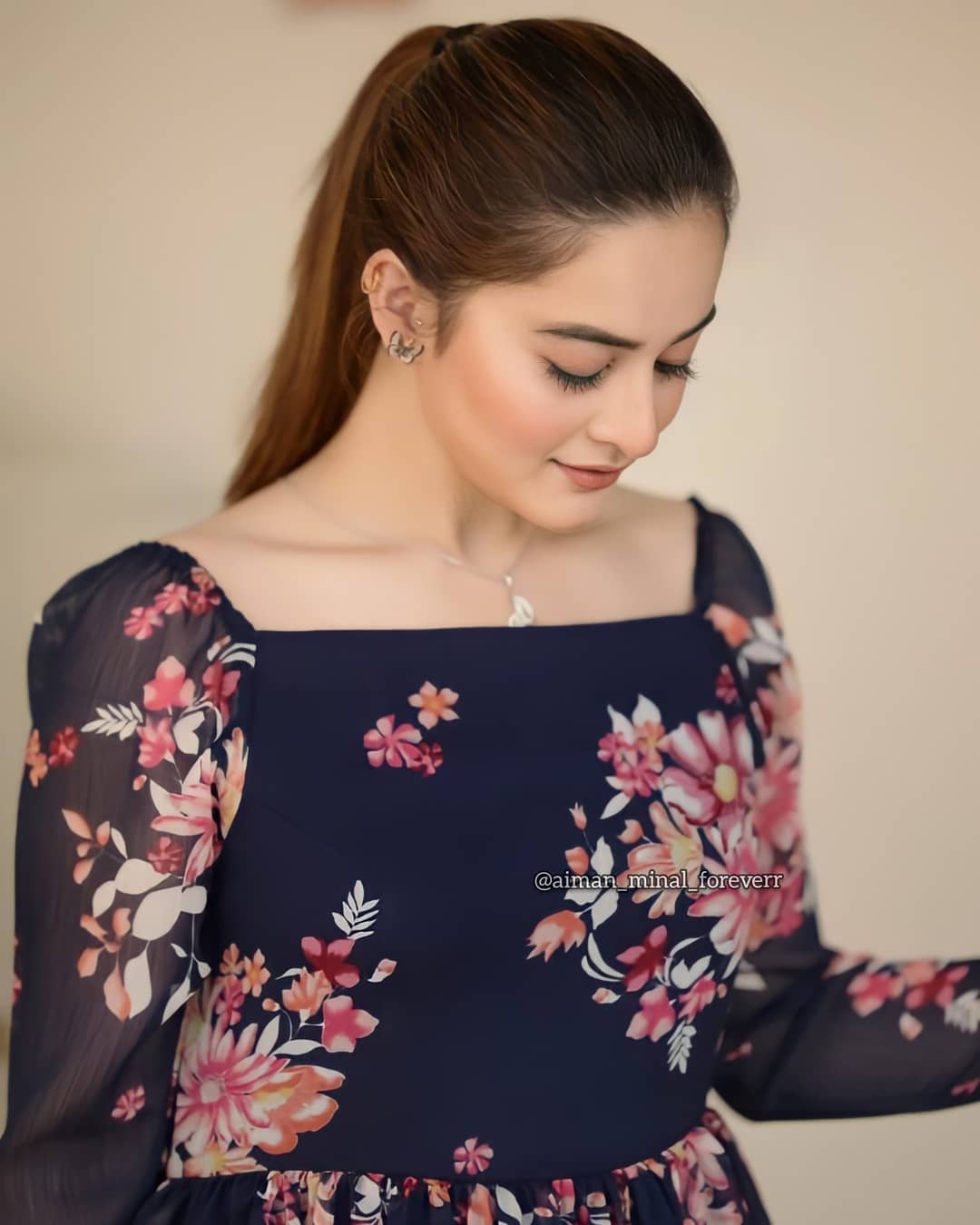 Aiman Khan and Minal Khan Latest Beautiful Photoshoot for Aiman Minal Closet