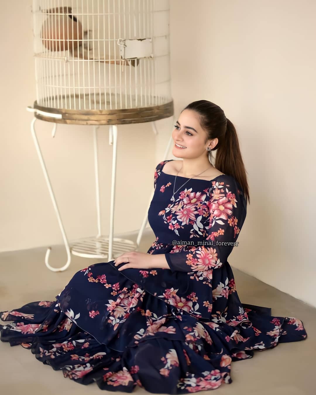 Aiman Khan and Minal Khan Latest Beautiful Photoshoot for Aiman Minal Closet