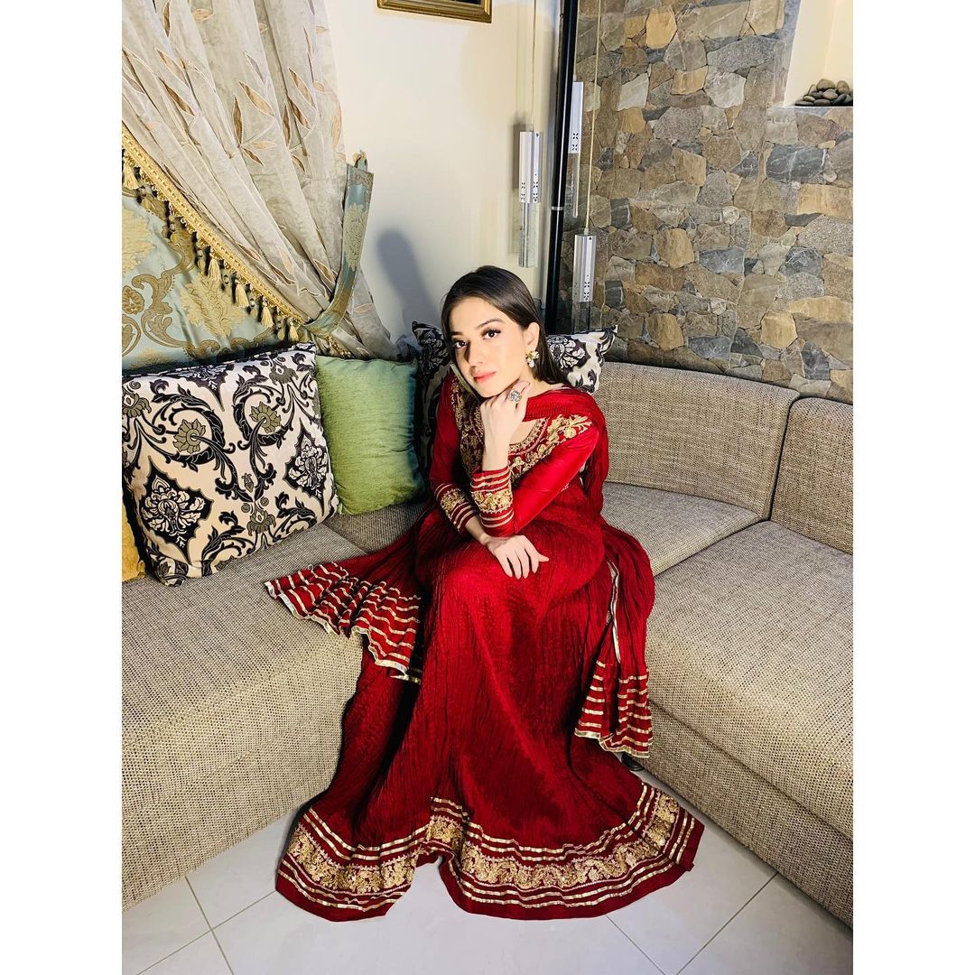 Latest Clicks of Beautiful Actress Arisha Razi Khan