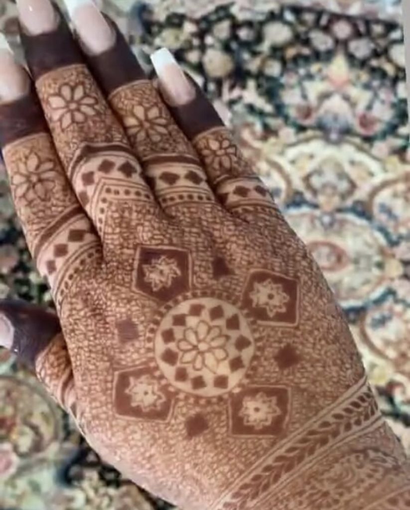 Bakhtawar Bhutto's Mehndi Details - Everything You Need To Know