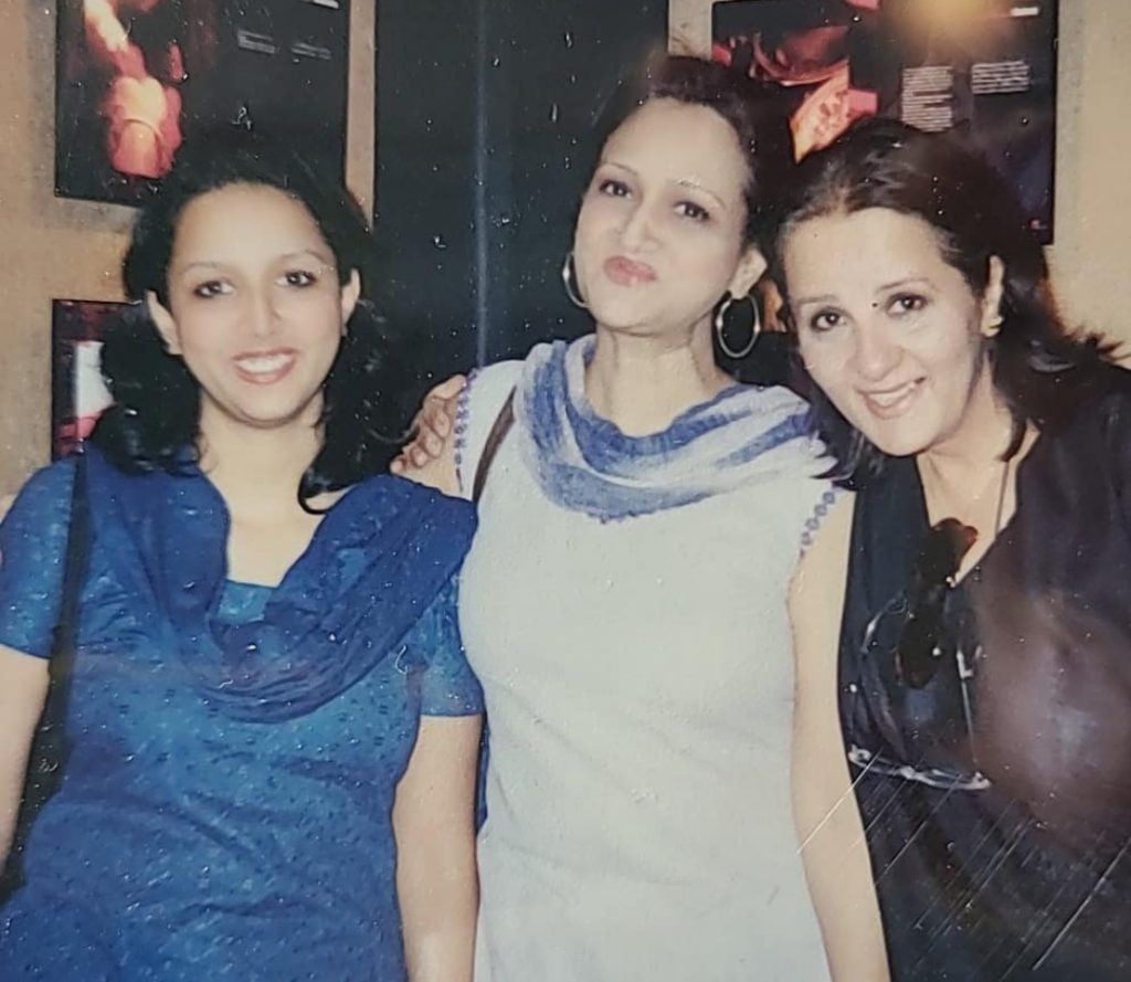 Bushra Ansari Shares Throwbacks With Family And Friends