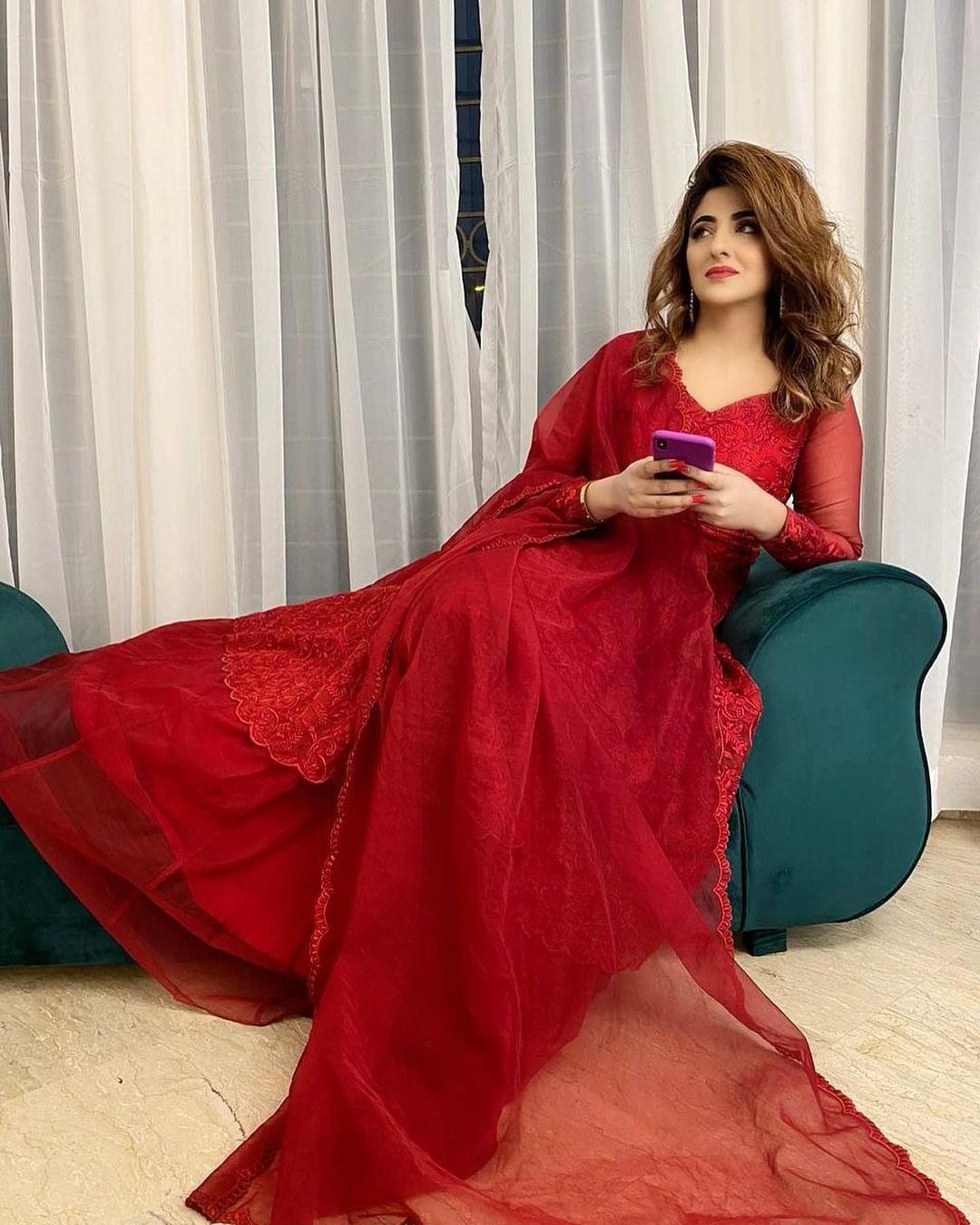 Latest Pictures of Beautiful Actress Fatima Sohail