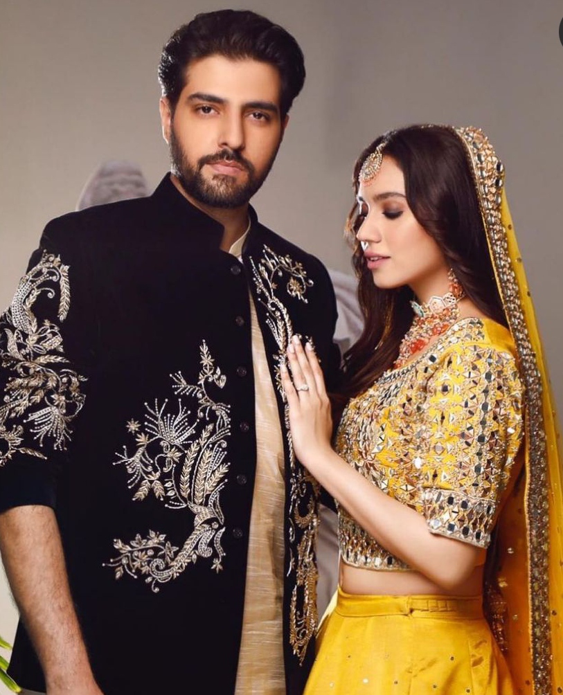 Furqan Qureshi Pictures With Wife