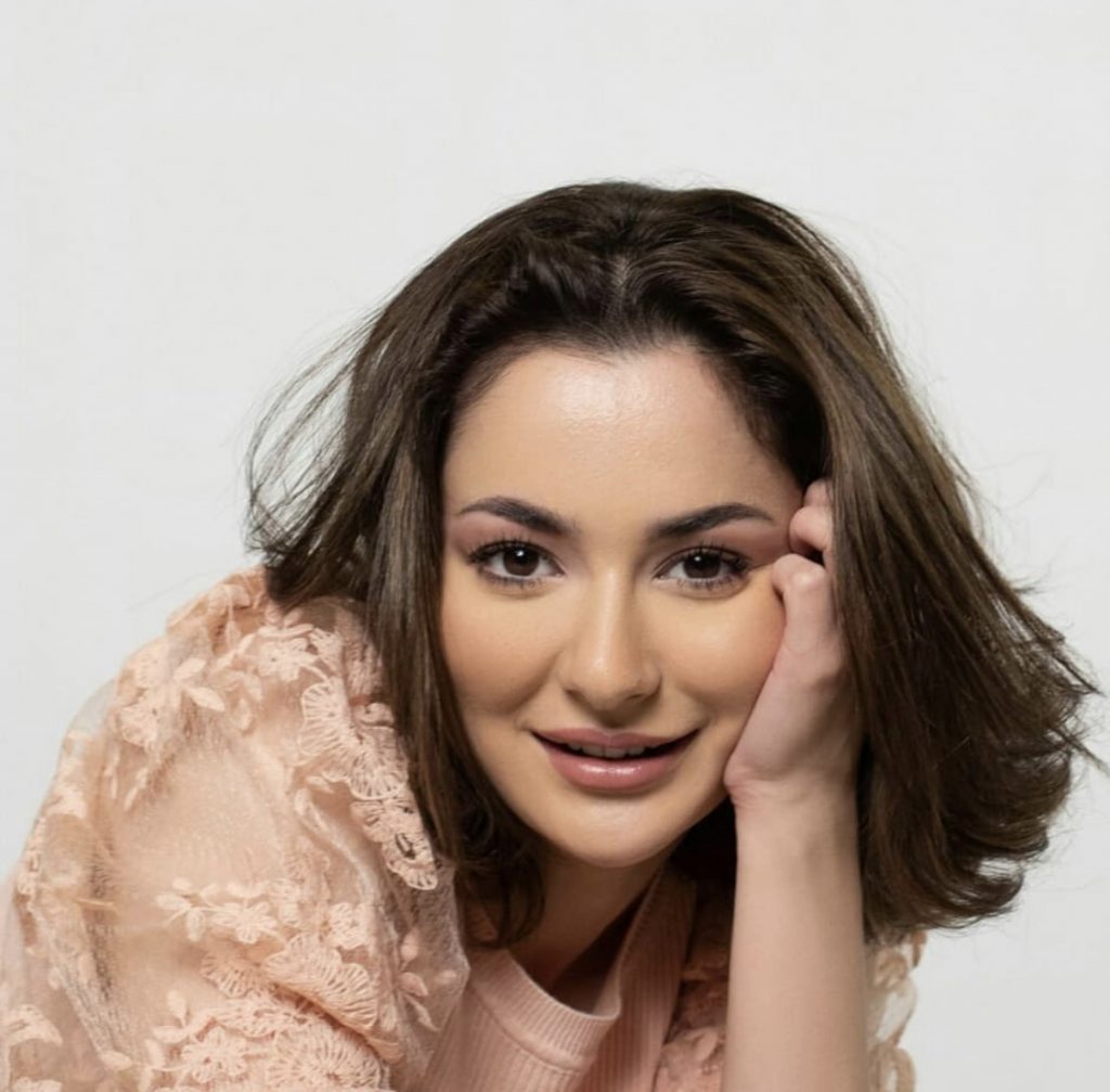 Hania Amir Became Brand Ambassador Of International Makeup Line