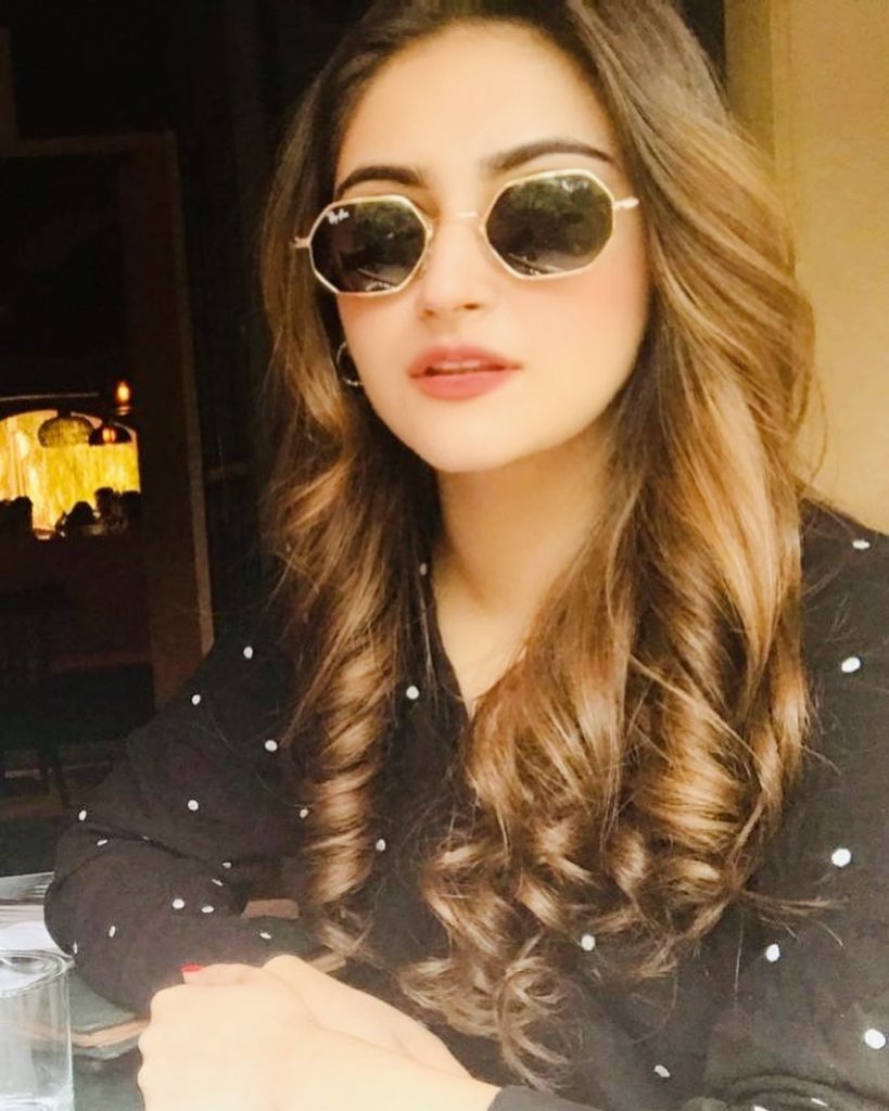 Latest Pictures Of Beautiful Hiba Bukhari