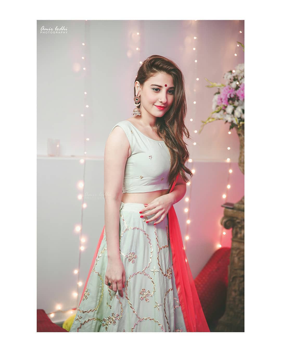 Hina Altaf Looks Stunning in a Recent Family Wedding