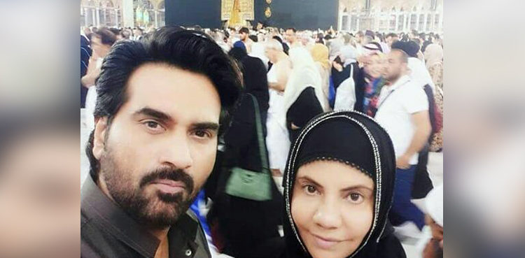 Best Family Portraits of Humayun Saeed with wife.