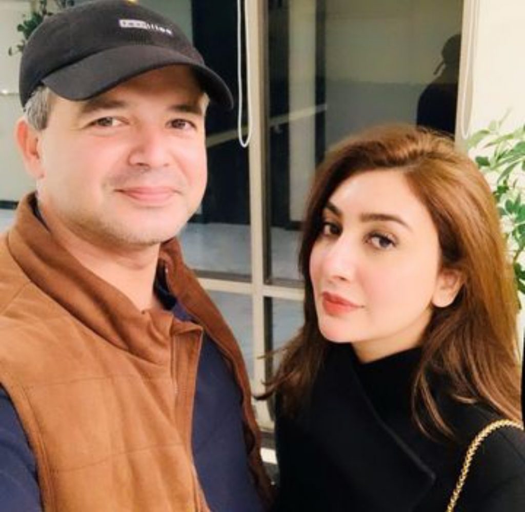 Ayesha Khan Shares New Year Picture With Husband | Reviewit.pk