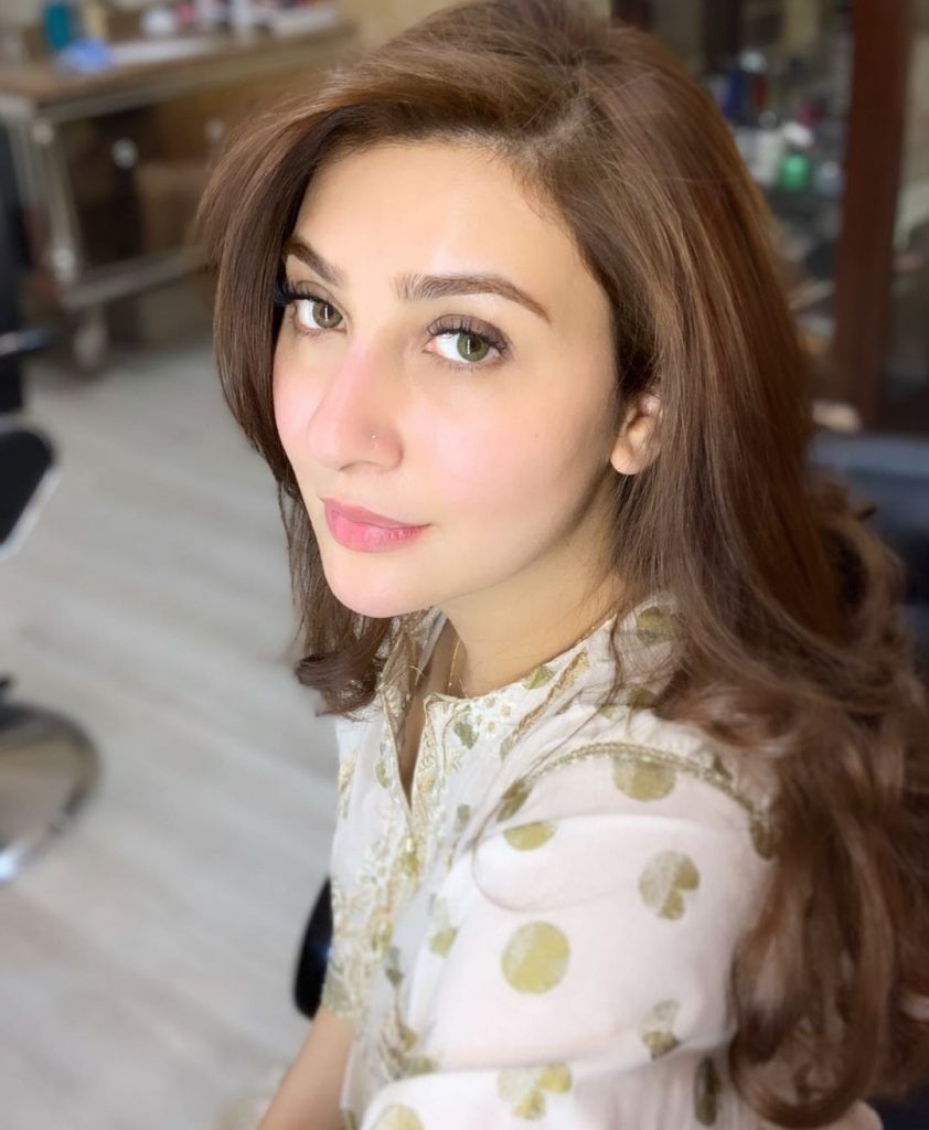 Ayesha Khan Shares New Year Picture With Husband