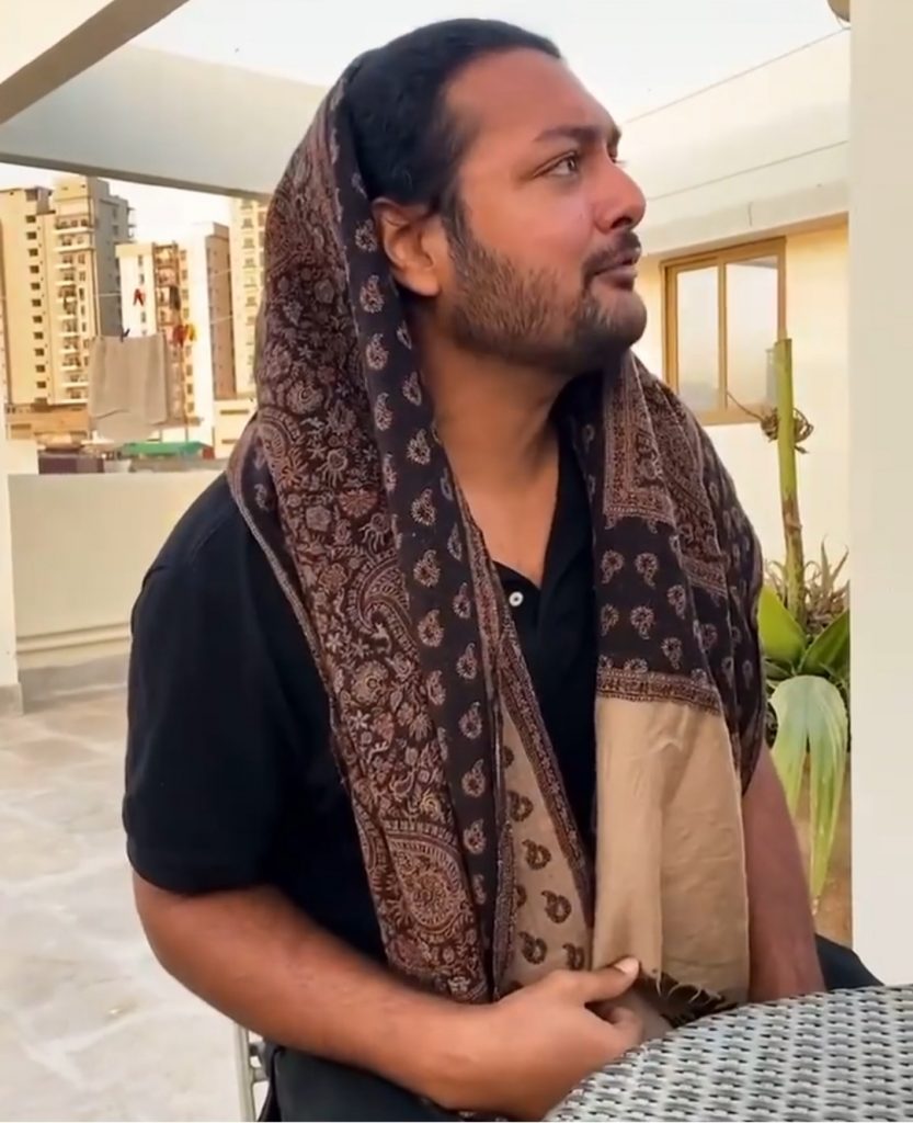 Ali Gul Pir Hilariously Re-Created The Viral Café Video