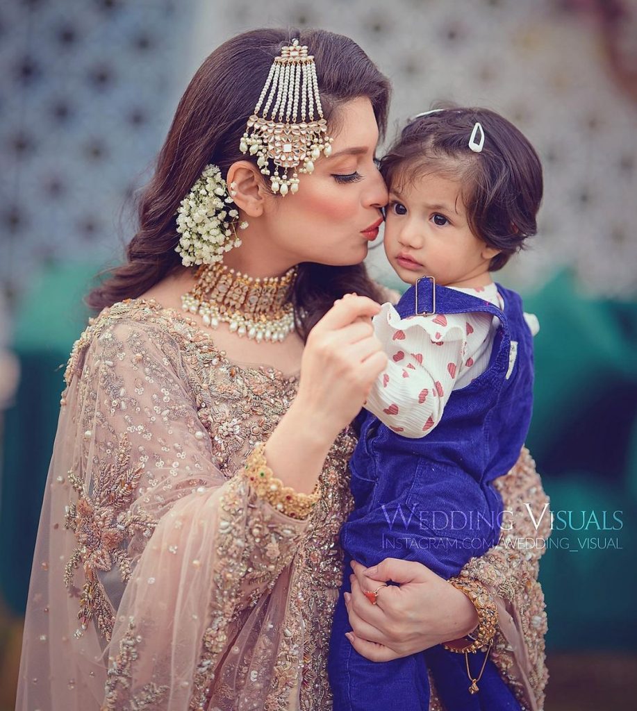 Sidra Batool Beautiful Bridal Shoot