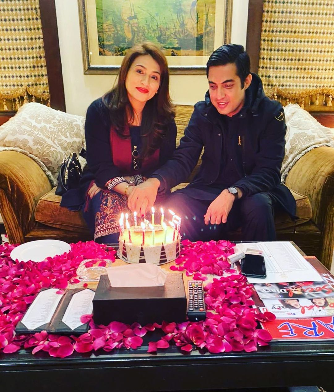 Iqrar ul Hassan Celebrating Birthday of his Wife Qurat ul Ain