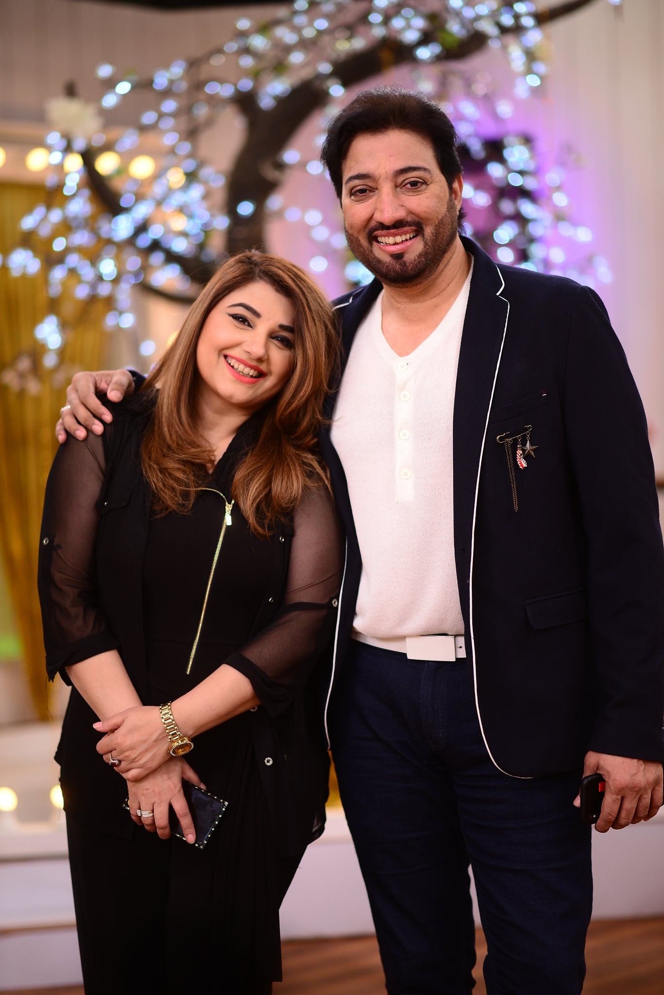 Beautiful Clicks of Javeria and Saud with Family from Good Morning Pakistan