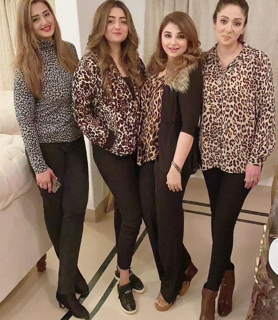 Javeria Saud Pictures With Friends