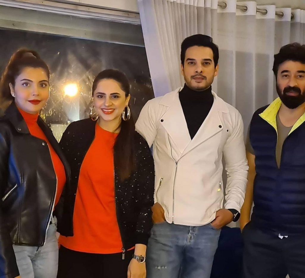 Kanwar Arsalan And Yasir Nawaz Celebrating New Year With Their Wives At The Forest Restaurant