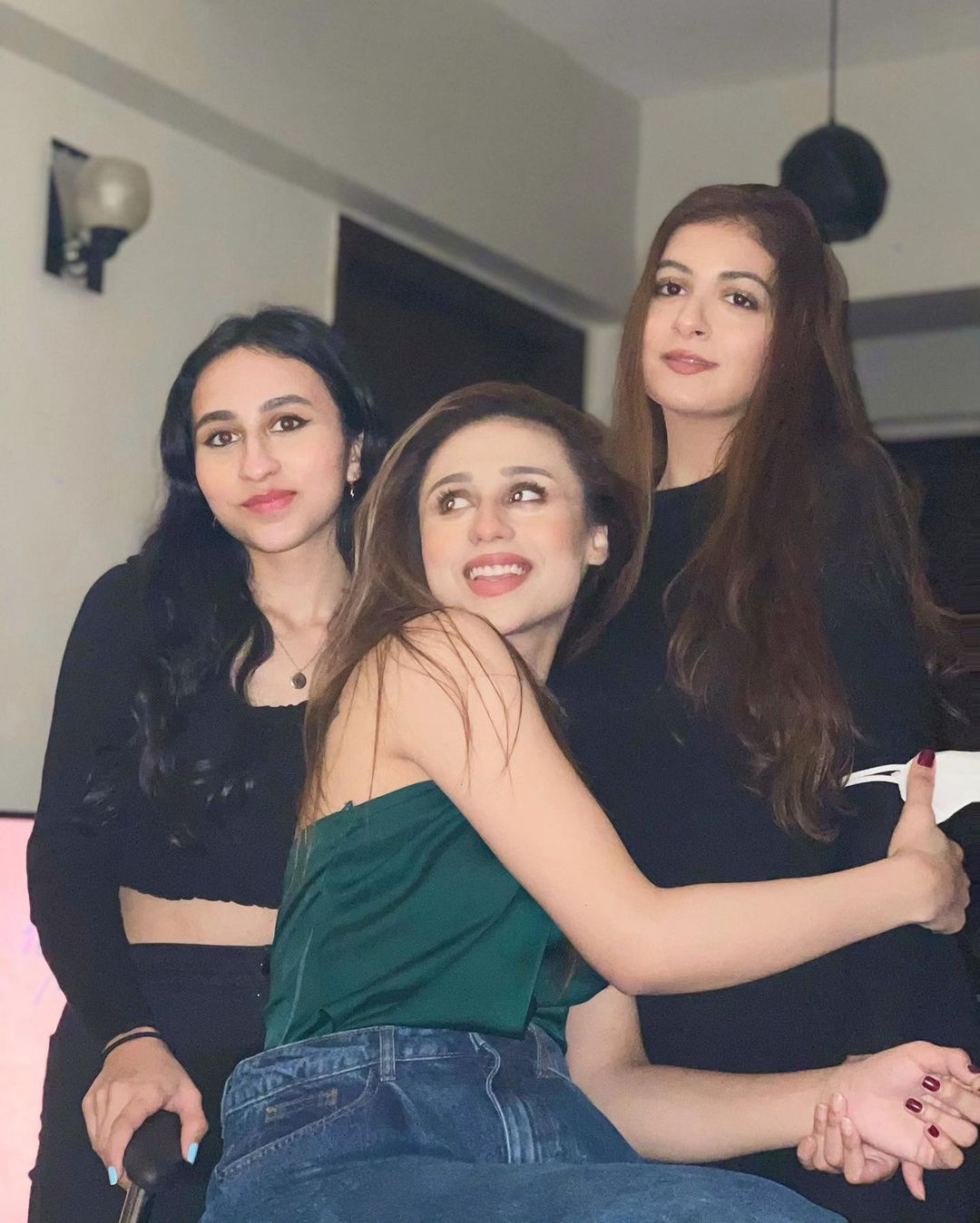 Actress Mashal Khan Celebrated her Birthday with Friends