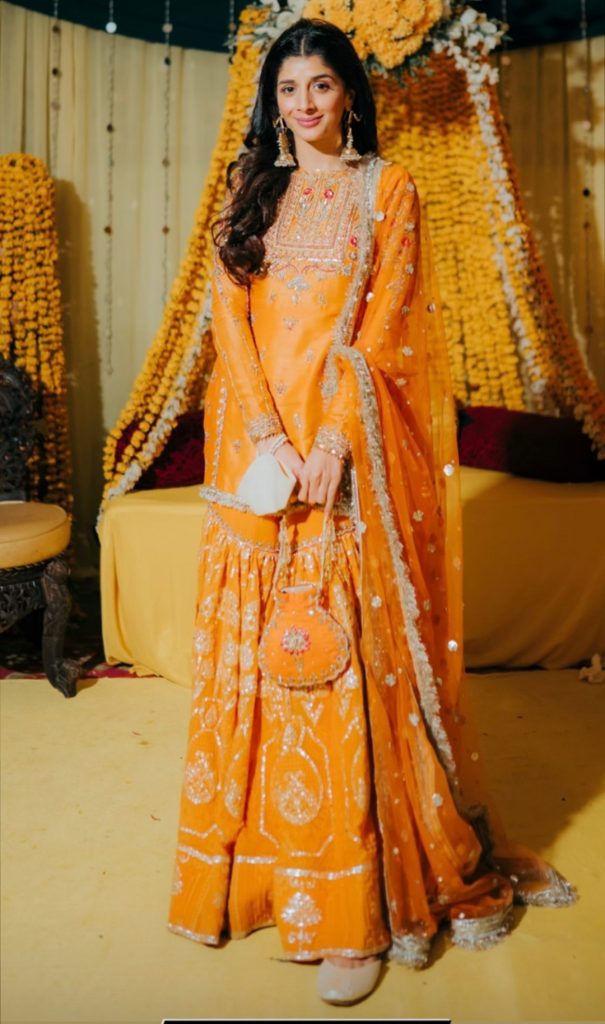 Mawra Hocane Looked Ravishing At Her Friend's Mayoun