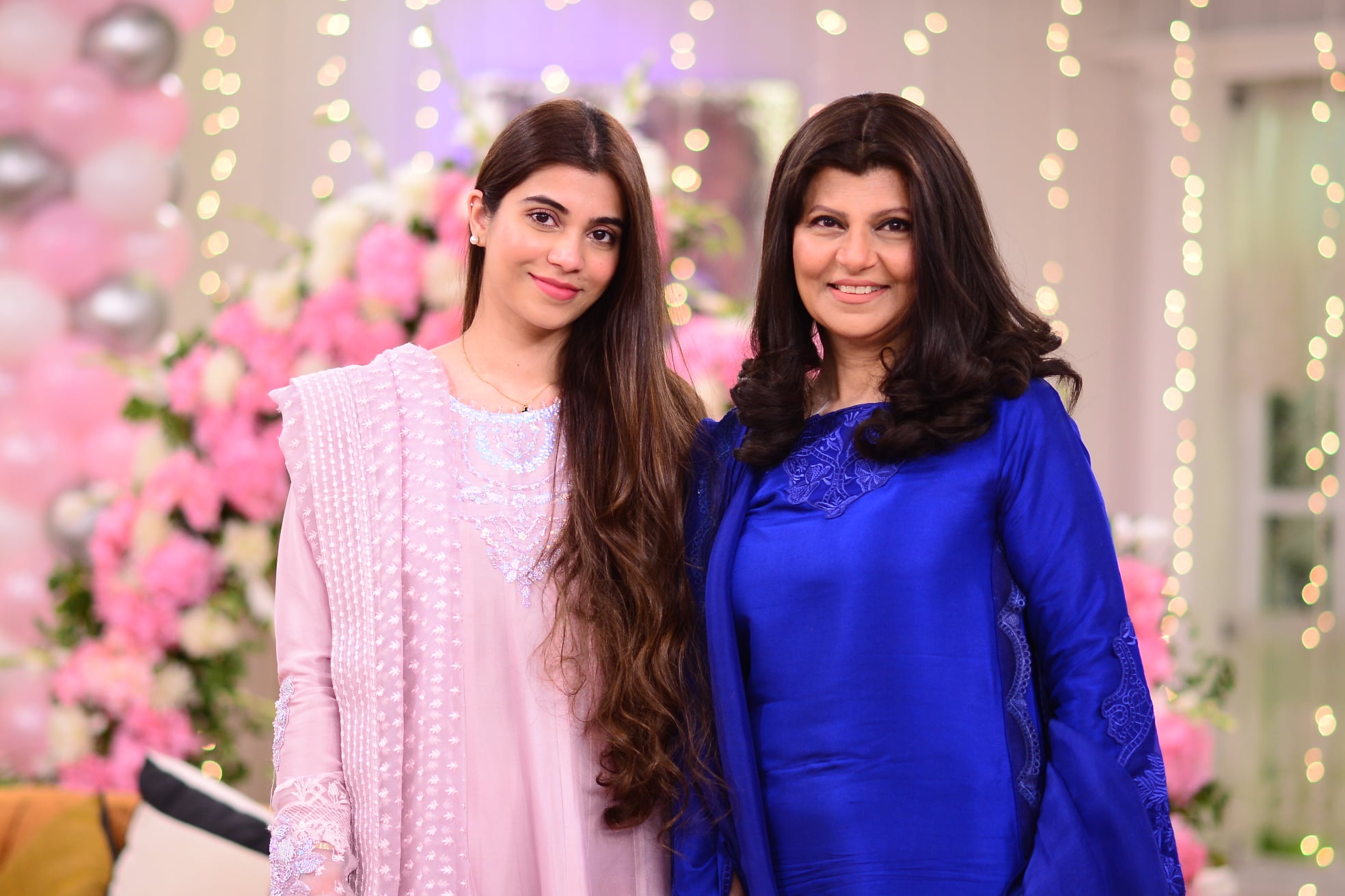 Rubina Ashraf with her Daughter Minna Tariq in Good Morning Pakistan