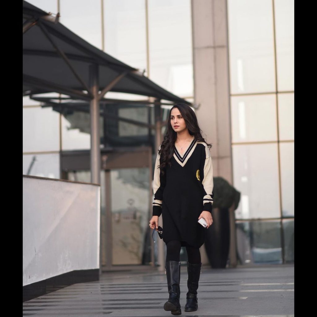 Nimra Khan Looks Chic In Her New Winter Attires