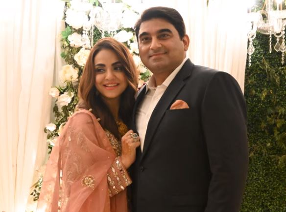 Nadia Khan Spotted At Dr Wajahat's Wedding Anniversary