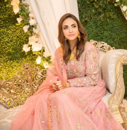 Exclusive Valima Pictures And Videos Of Nadia Khan