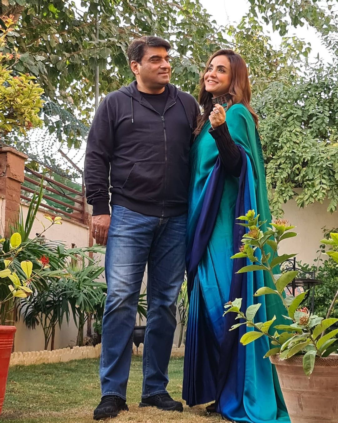 Nadia Khan with her Husband - Beautiful Latest Pictures