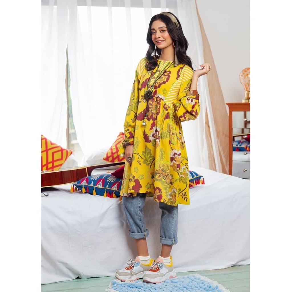 Noor Zafar Khan Featured In Zellbury Winter Collection