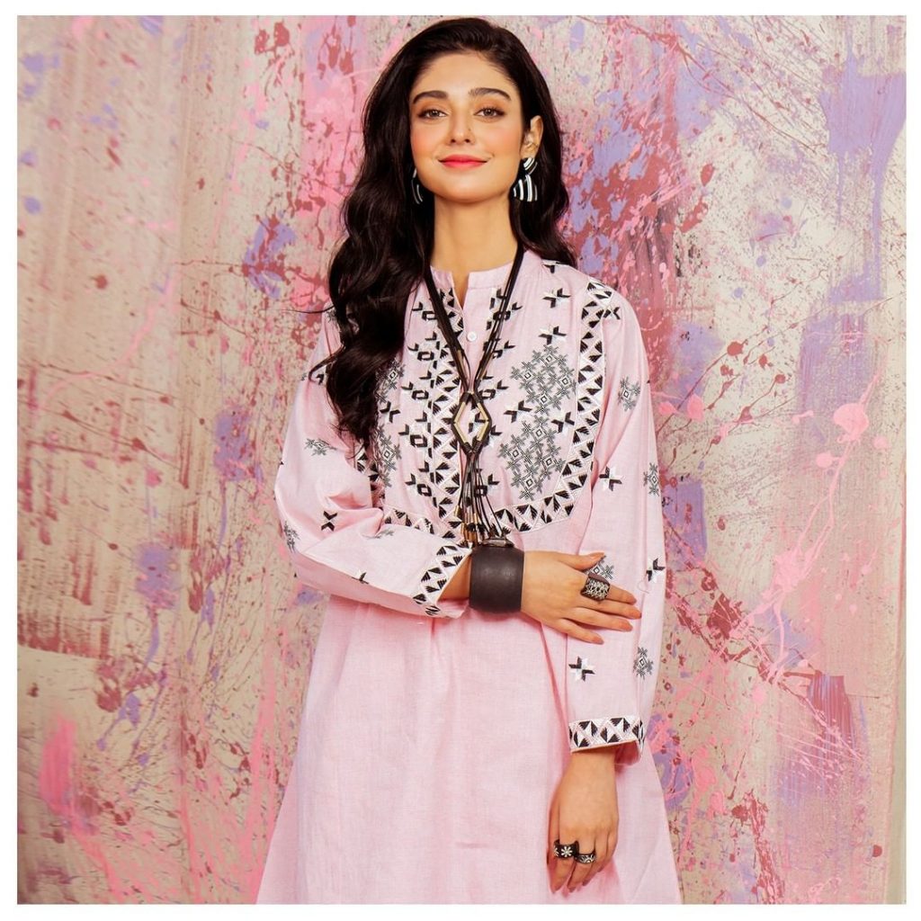 Noor Zafar Khan Featured In Zellbury Winter Collection