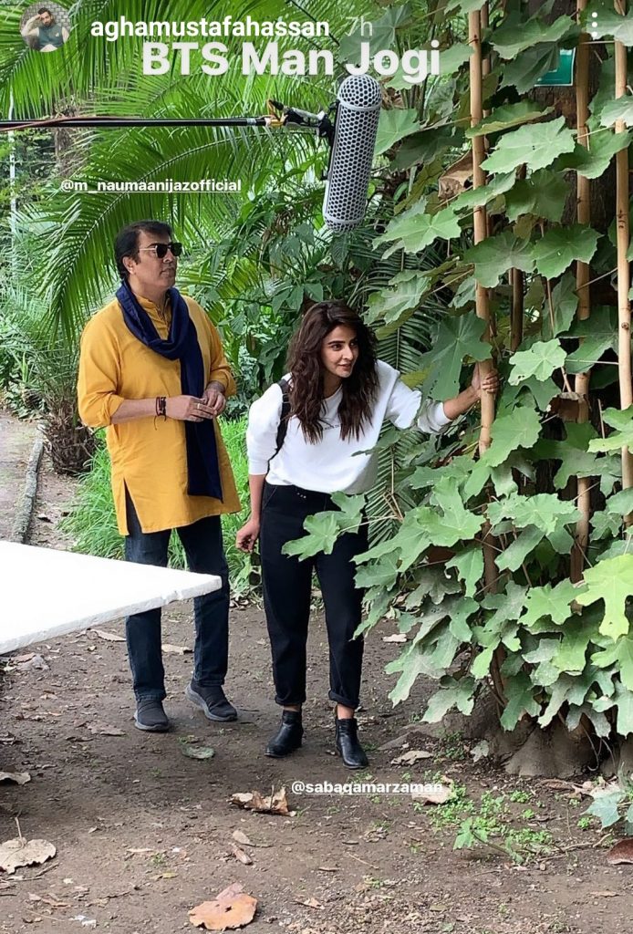 Saba Qamar And Agha Mustafa Hassan BTS Pictures From Manjogi