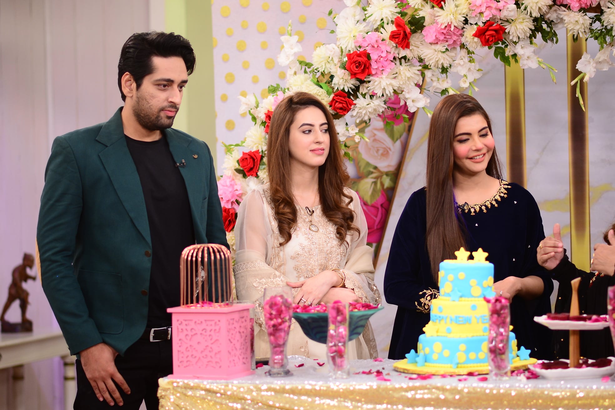 Beautiful Pictures of Salman Saeed with his Wife in Nida Yasir Morning Show