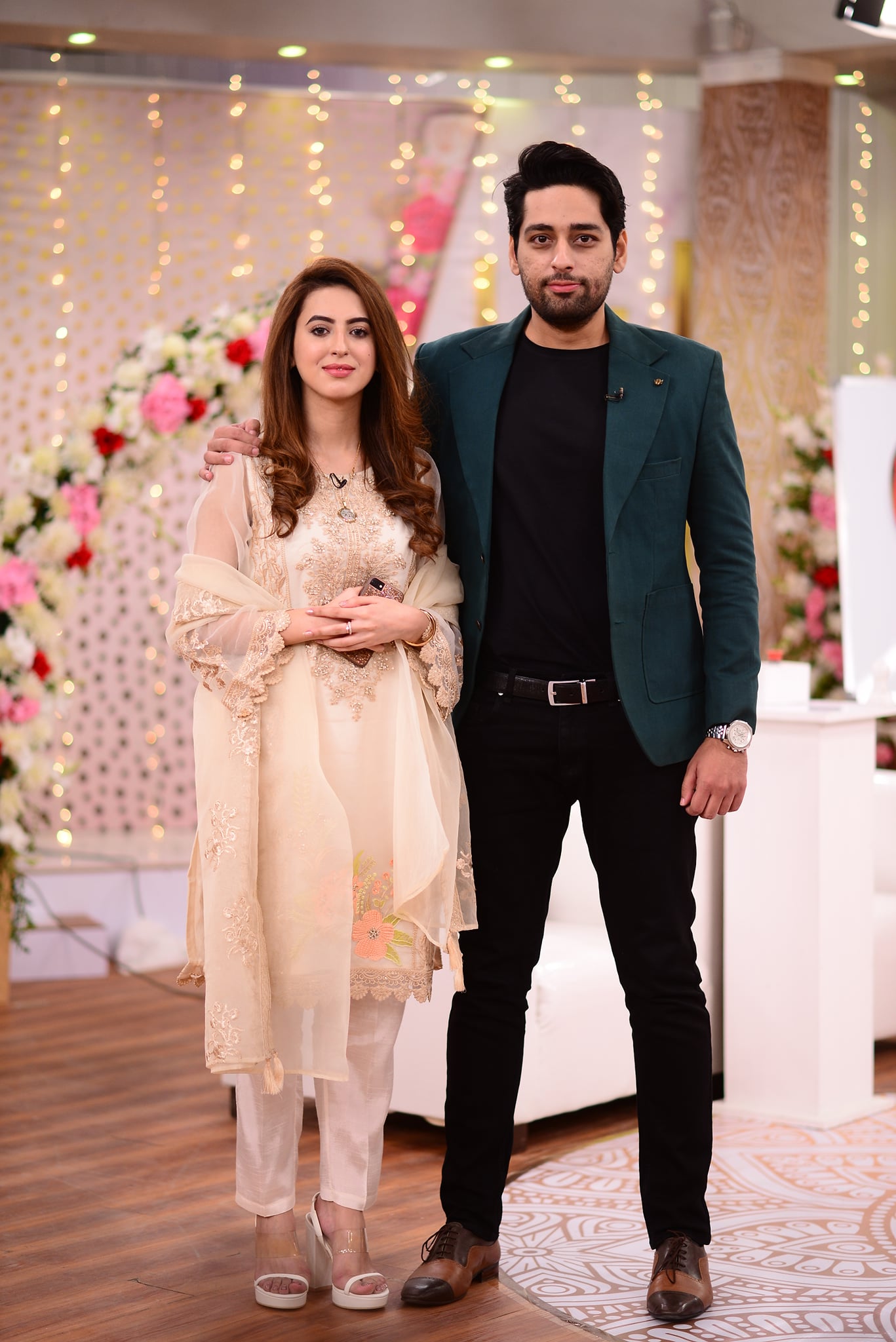 Beautiful Pictures of Salman Saeed with his Wife in Nida Yasir Morning Show