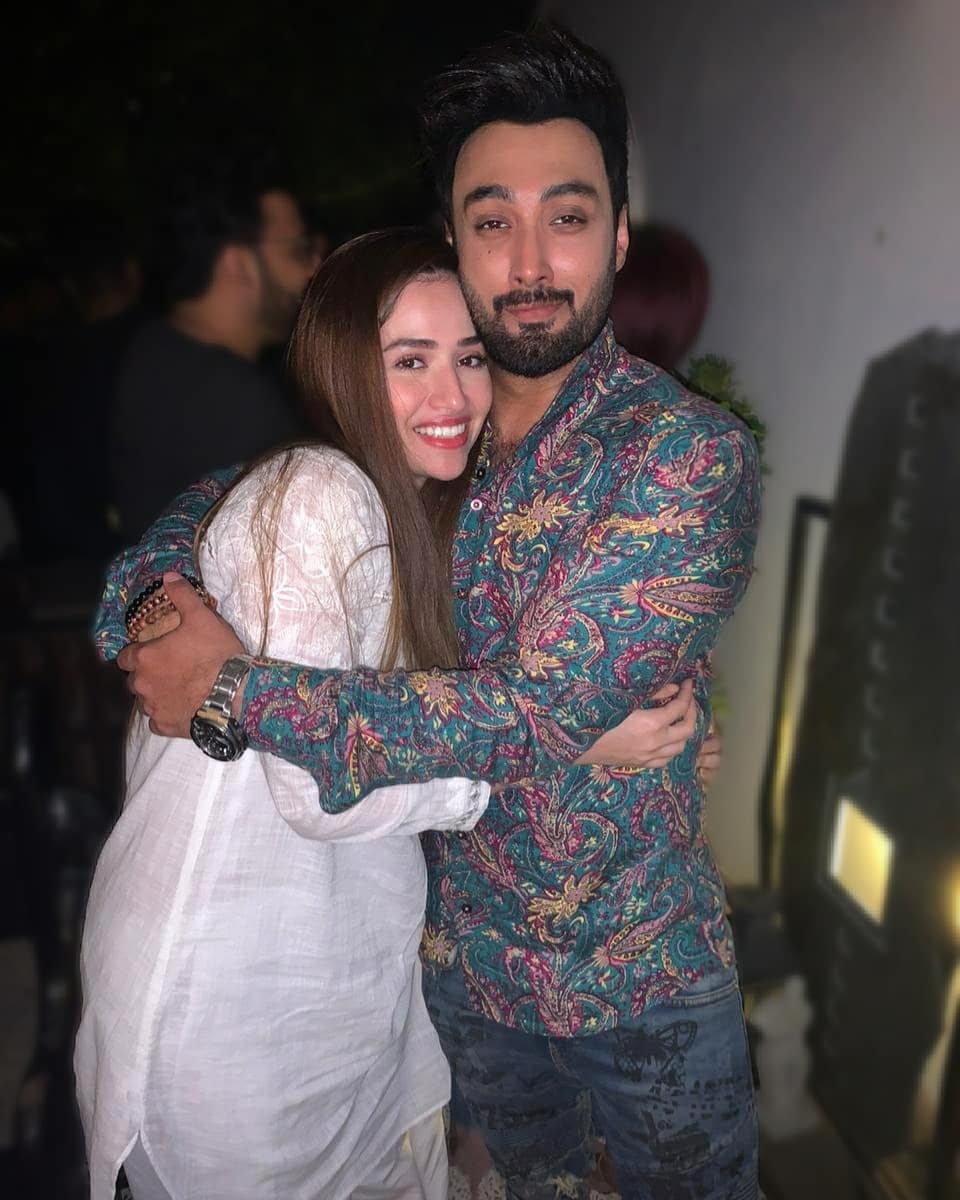 Latest Pictures of Sana Javed with her Husband Umair Jaswal