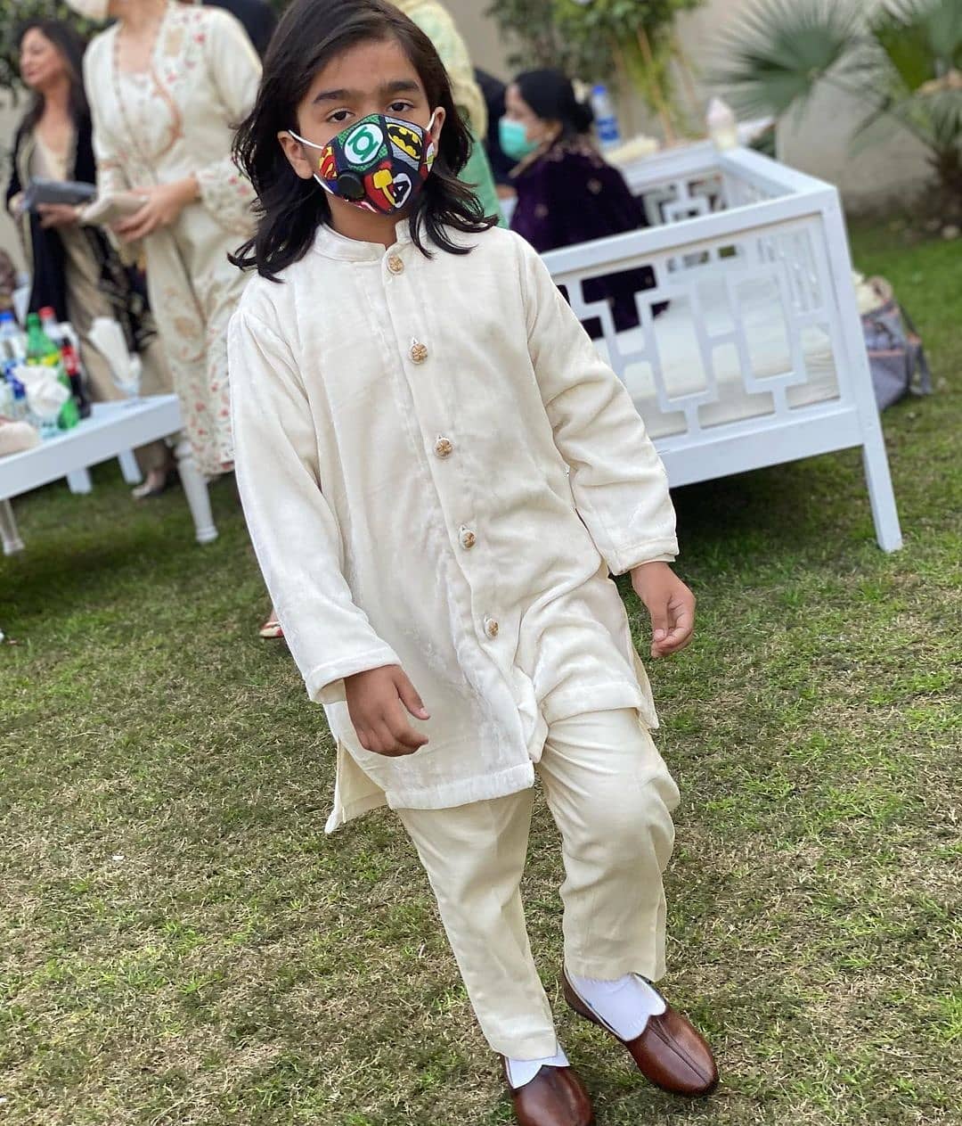 Actor Shahzad Sheikh with his Wife and Kids at a Recent Wedding