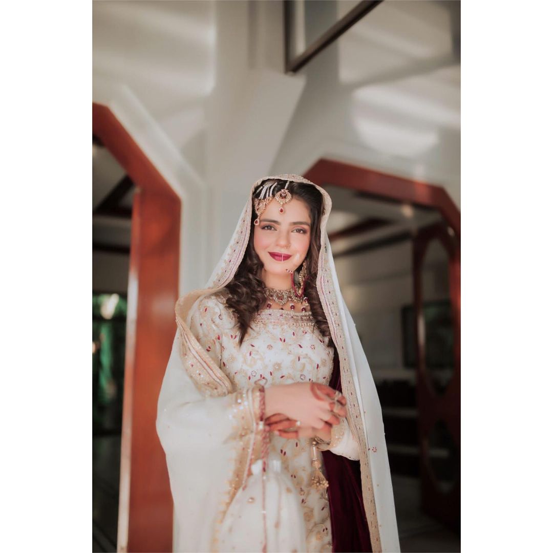 Actress Srha Asghar Beautiful Wedding Photoshoot