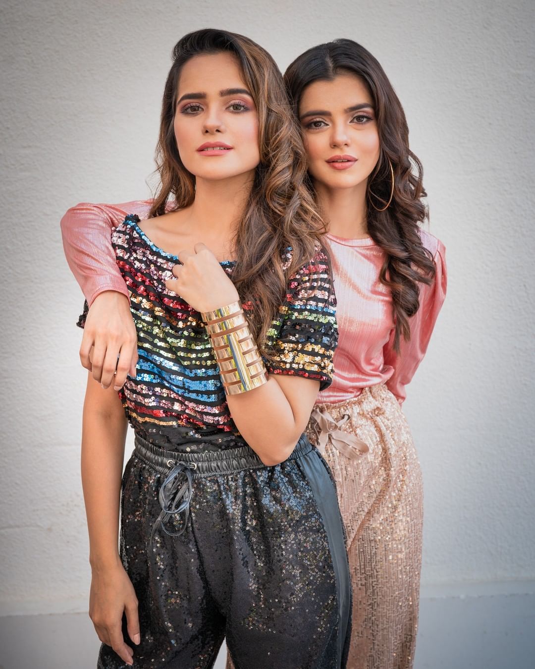 Rabya Kulsoom and Srha Asghar Latest Photoshoot for Hello Pakistan