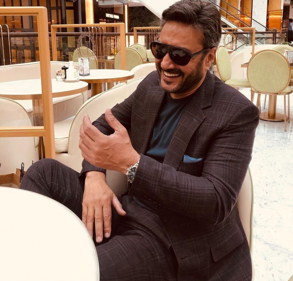 Adnan Siddiqui Informs Fans About His Account Being Hacked