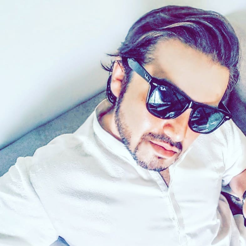 Latest Selfies of Ahmed Jahanzeb | The Epic Side