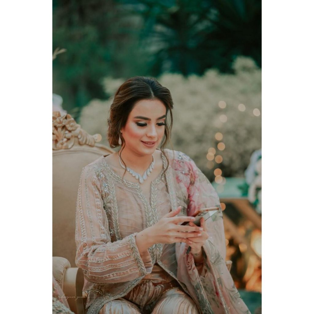 Mesmerizing Pictures Of Alyzeh Gabol From A Family Wedding