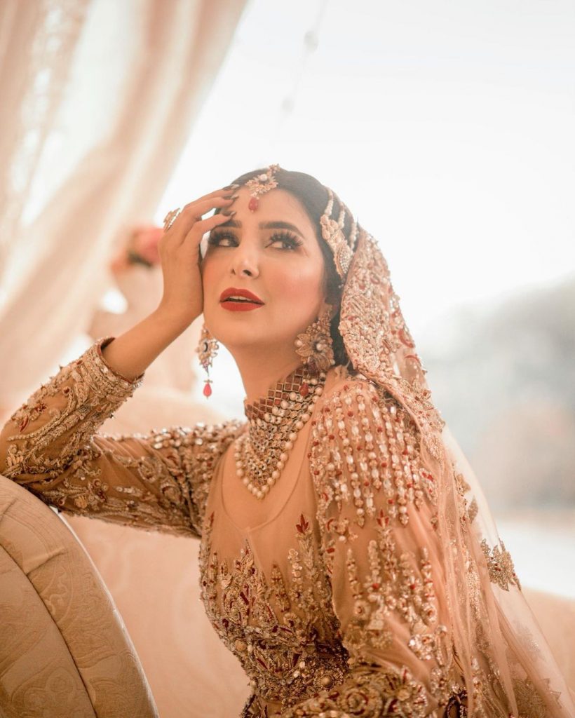 Areeba Habib Looks Ravishing In Her Latest Bridal Shoot