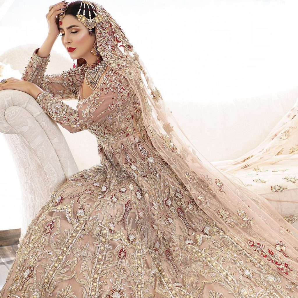 Areeba Habib Looks Ravishing In Her Latest Bridal Shoot