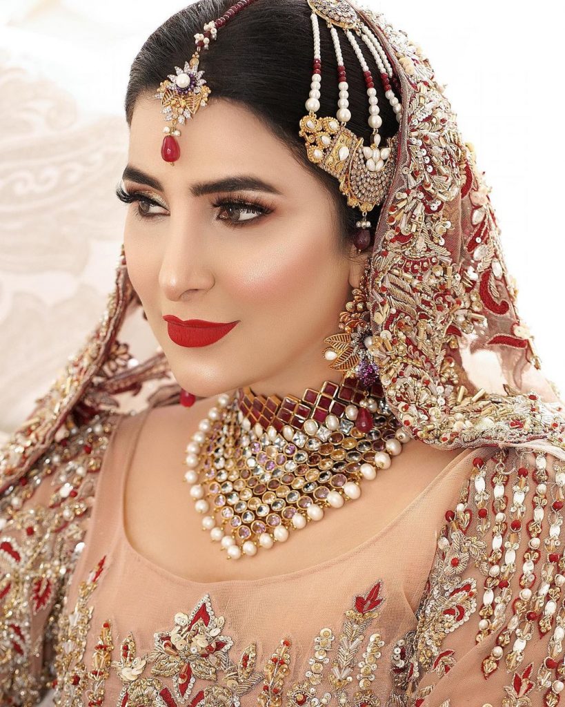 Areeba Habib Looks Ravishing In Her Latest Bridal Shoot