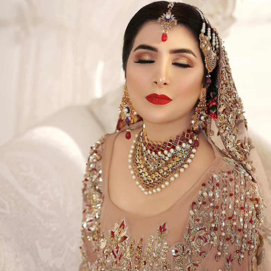 Areeba Habib Looks Ravishing In Her Latest Bridal Shoot